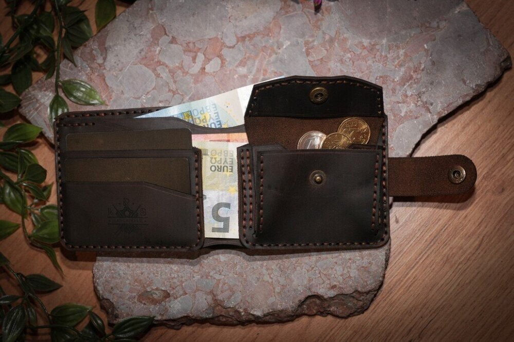 Manila - Кожен портфейл
