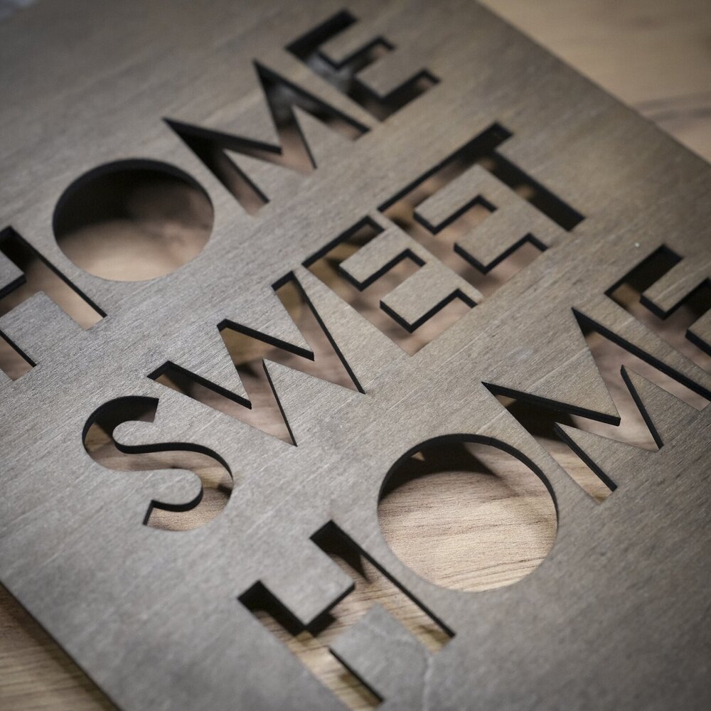 Home Sweet Home - Дървена декорация за стена
