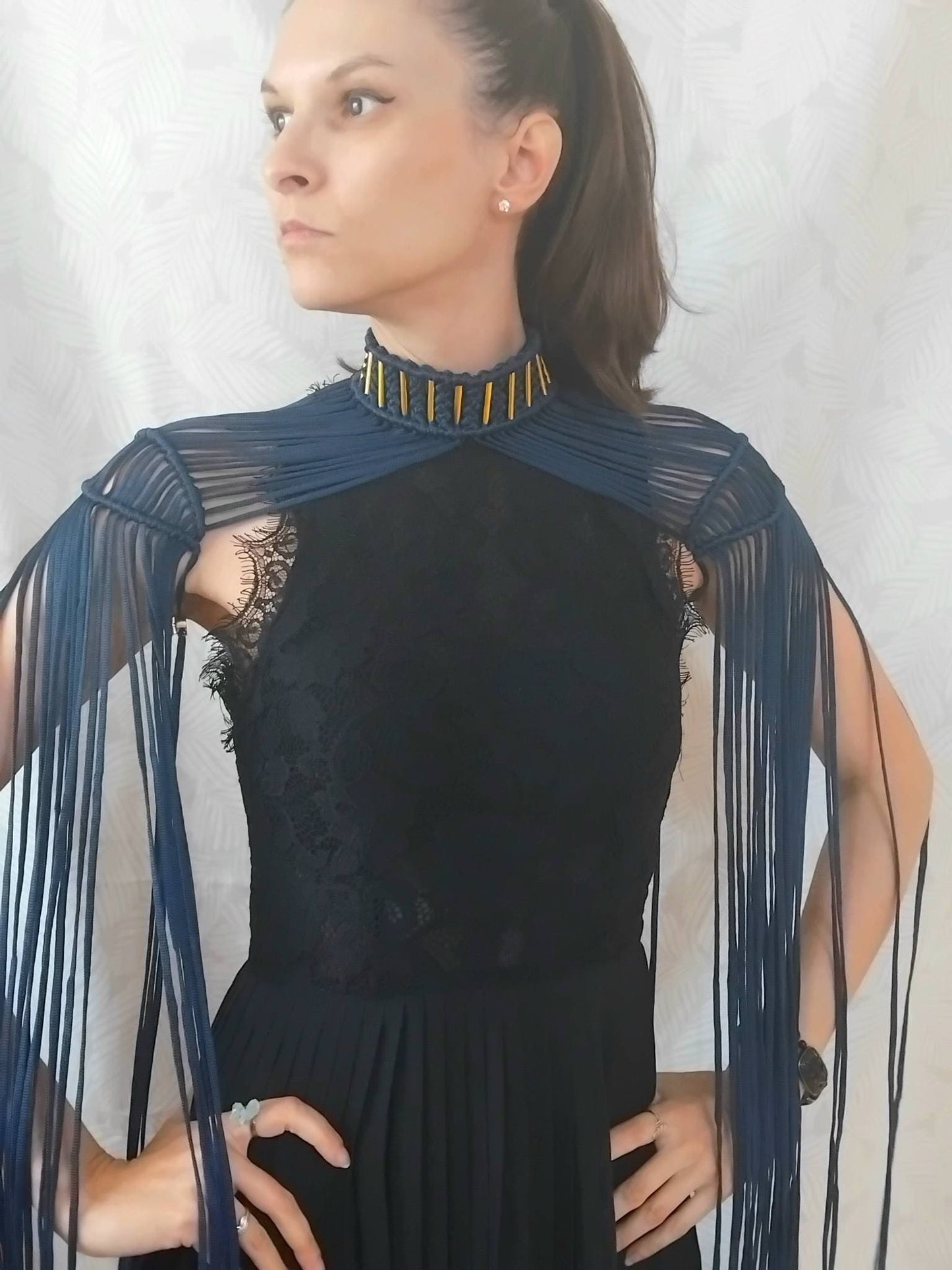 Hathor Shoulder Piece - Декоративна раменна яка