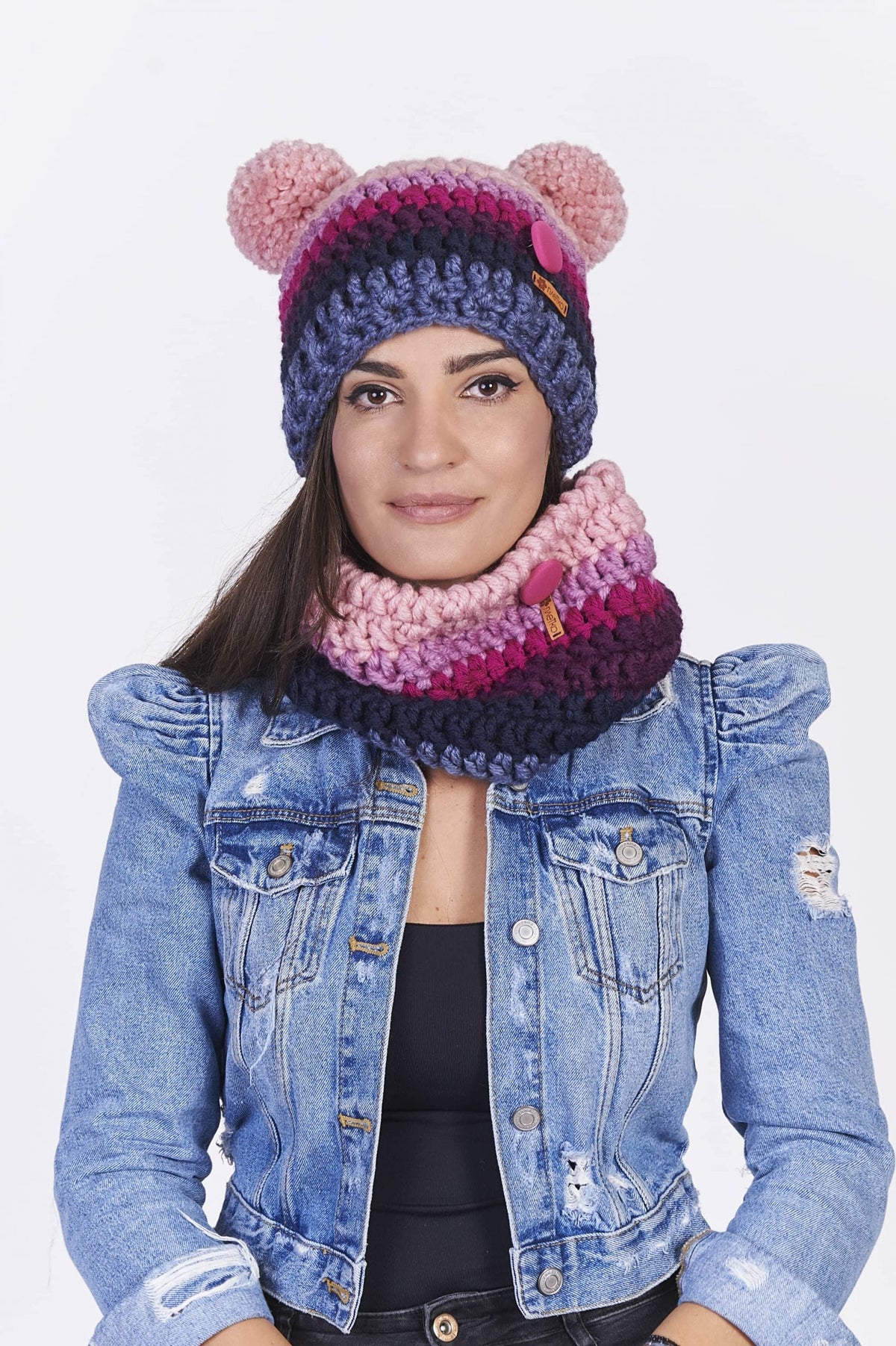 Дамски ръчно плетен комплект Хуба, шапка с помпон, шал и ръкавици без пръсти