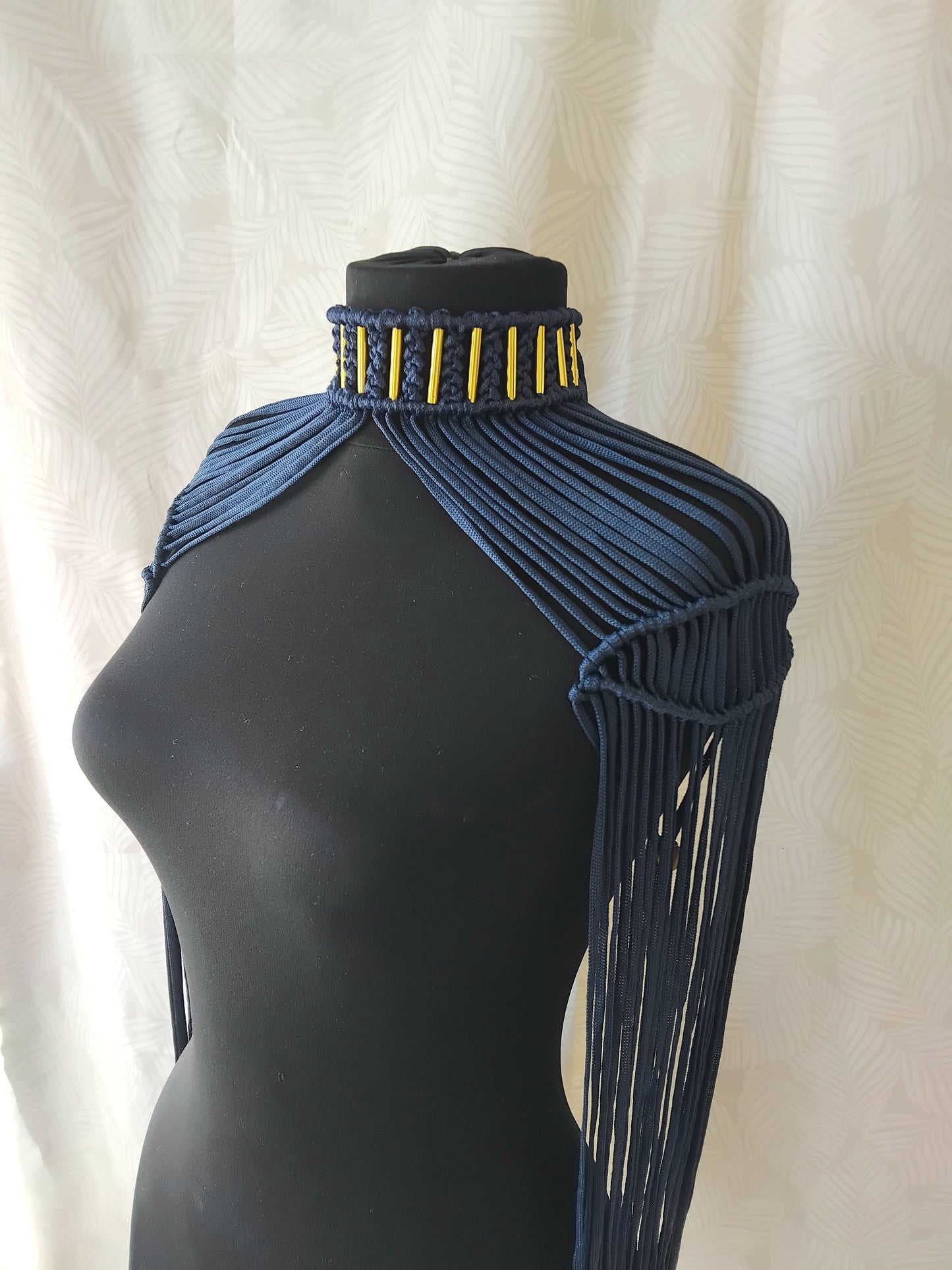 Hathor Shoulder Piece - Декоративна раменна яка