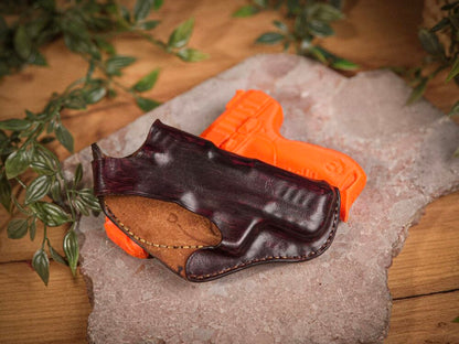 Ruger SR22, вариант 3 - Кожен кобур