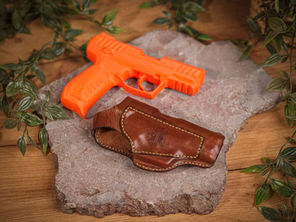 Ruger SR22, вариант 2 - Кожен кобур